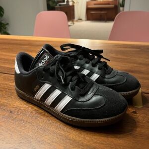 Adidas Sambas black size men’s 5 women’s 6